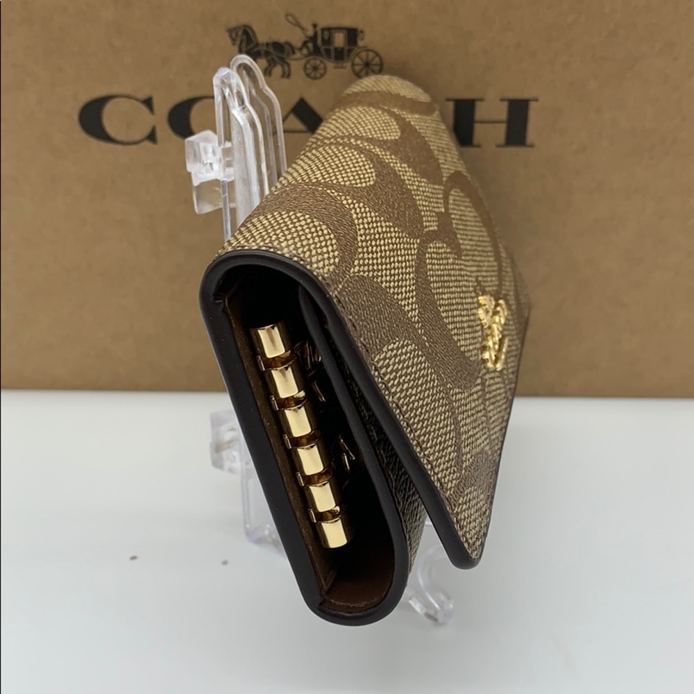 COACH Five Ring Key Case In Signature Canvas - Picture 4 of 16